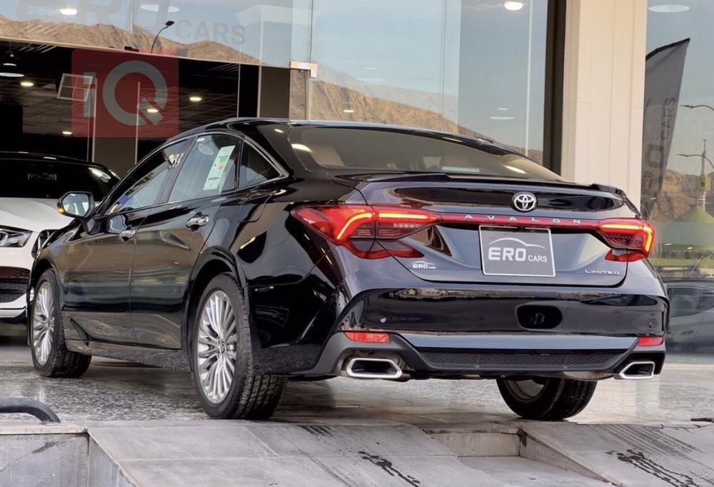 Toyota Avalon